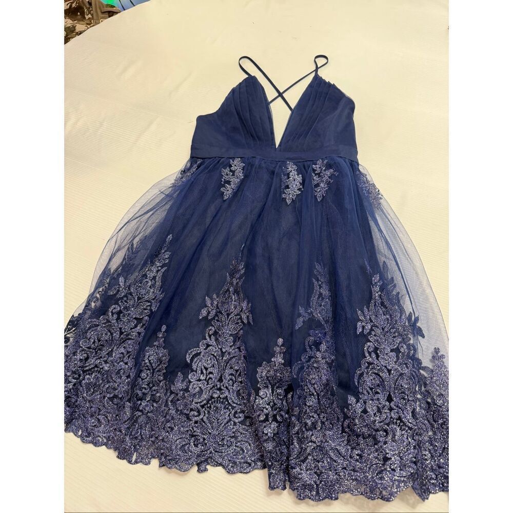 NWT Maniju Navy Blue Deep V Lace Cocktail Dress Size Small New